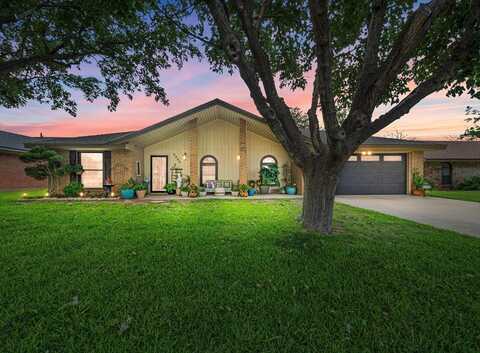 4040 Vicky St, Big Spring, TX 79720