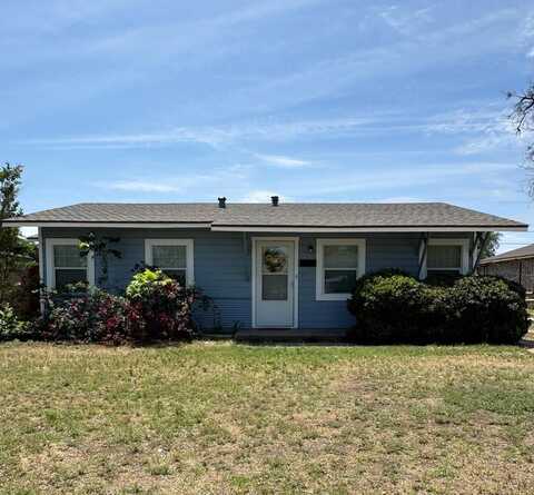 2250 Sunset Ave, Snyder, TX 79549