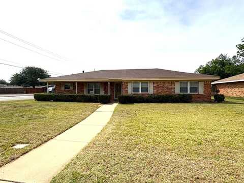 2801 Haynes Dr, Midland, TX 79705
