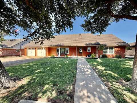 3302 Cord Dr, Midland, TX 79705