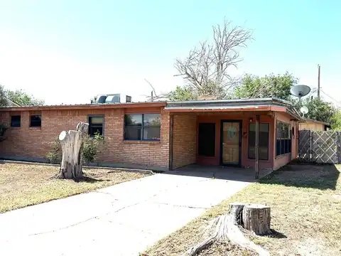 1811 W 9th St, Fort Stockton, TX 79735