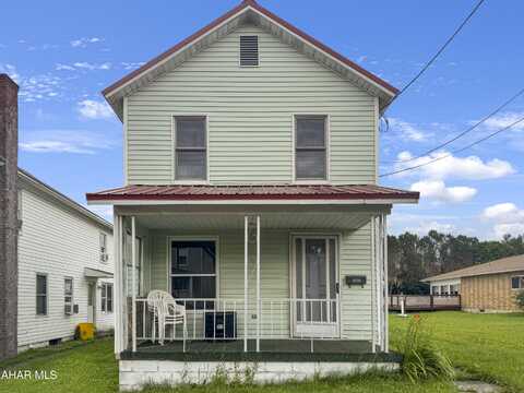 1008 Sonman Avenue, Portage, PA 15946