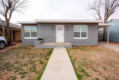 213 E Circle Dr, Midland, TX 79701