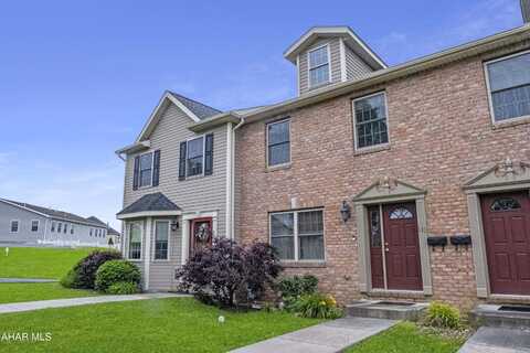 113 Holliday Hills Drive, Hollidaysburg, PA 16648