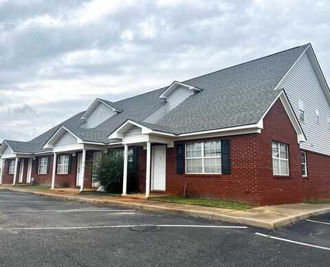 608 Elm Street B4, Troy, AL 36081
