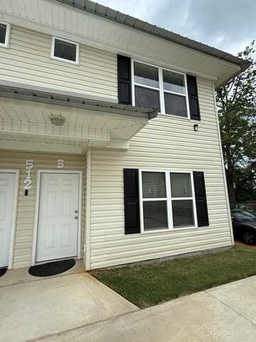 512B Madison St, Troy, AL 36079
