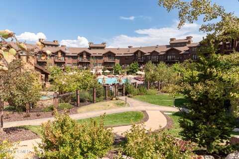 2100 W Frostwood Boulevard, Park City, UT 84098