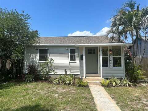 4221 BURLINGTON AVENUE N, Saint Petersburg, FL 33713