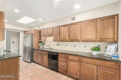6025 N 10TH Place, Phoenix, AZ 85014