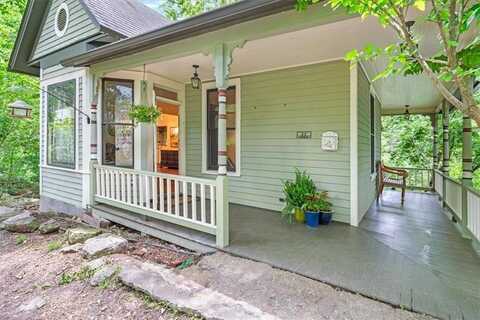 11 Hilton ST, Eureka Springs, AR 72632