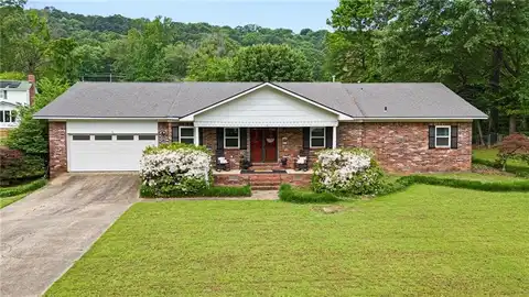 808 Knights CT, Russellville, AR 72801