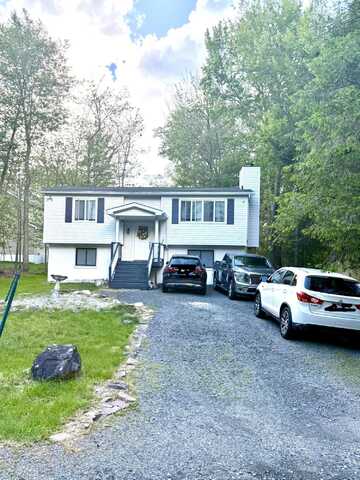 6302 Ventnor Drive, Tobyhanna, PA 18466