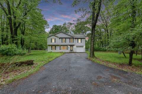 1162 Colt Lane, Pocono Summit, PA 18346