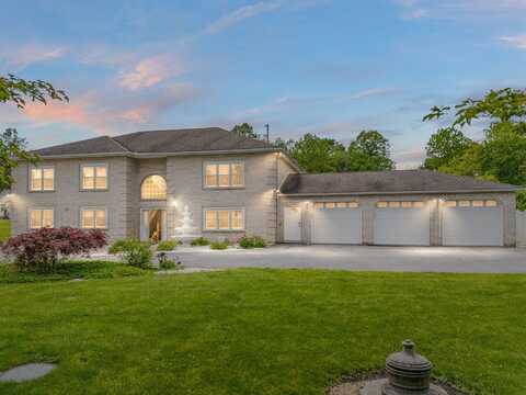 230 W Moorestown Road, Wind Gap, PA 18091