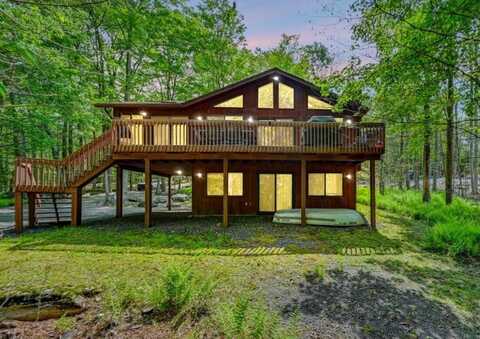 123 Lake Drive E, Clifton Township, PA 18424