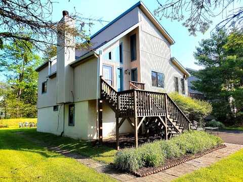 157 SEMINOLE Trail, Tobyhanna, PA 18466