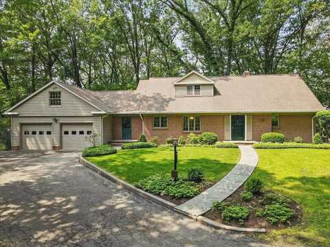 411 Mellow Lane, Stroudsburg, PA 18360