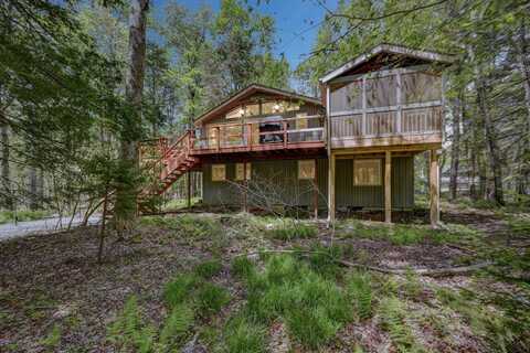 1172 Deer Trail Road, Pocono Pines, PA 18350