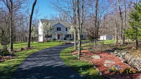 1280 Sandspring Road, Bear Creek Township, PA 18702
