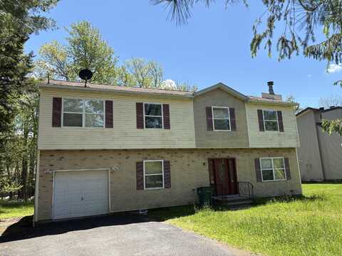 5011 Woodside Drive, Tobyhanna, PA 18466