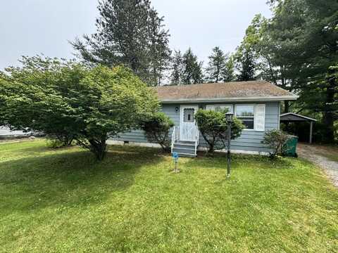 17 Oakland Avenue, East Stroudsburg, PA 18301