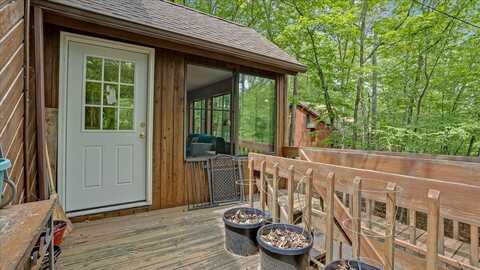 2130 Southport Drive, Bushkill, PA 18324