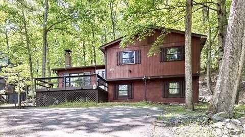 6061 Decker Road, Bushkill, PA 18324