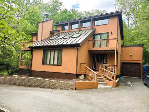 326 Somerset Drive, East Stroudsburg, PA 18301