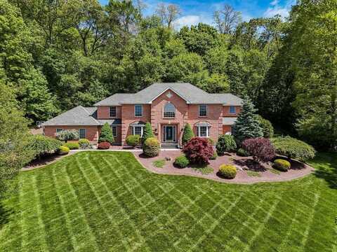 1376 Buck Ridge Drive, Stroudsburg, PA 18360