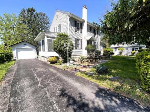 245 Learn Road, Tannersville, PA 18372