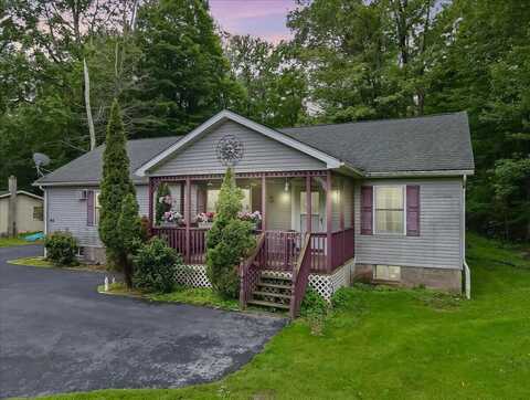 41 Mountain Crest Drive, Lake Ariel, PA 18436
