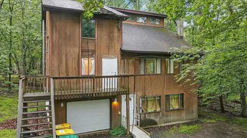 1160 Belaire Drive, East Stroudsburg, PA 18301