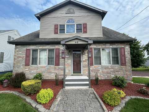 46 E Oak Street, Tresckow, PA 18254