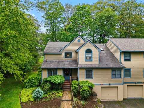 606 Buck Circle, Buck Hill Falls, PA 18323