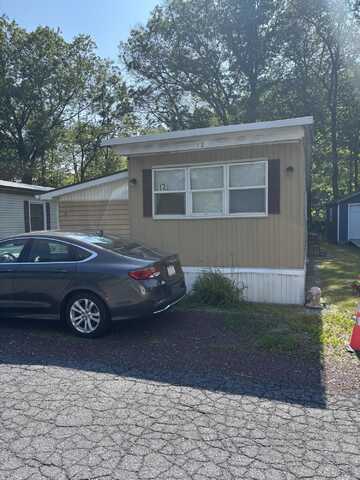 12 Indian Trail, Wind Gap, PA 18091