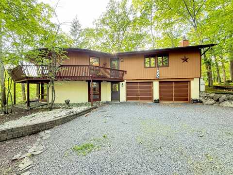 6194 Decker Road, Bushkill, PA 18324