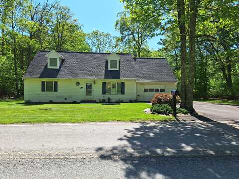 215 Tego Lake Road, East Stroudsburg, PA 18302