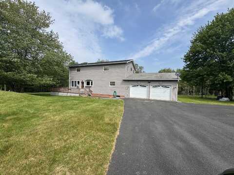 9 Denise Court, Albrightsville, PA 18210