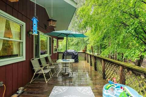 105 Beaver Lane, East Stroudsburg, PA 18301