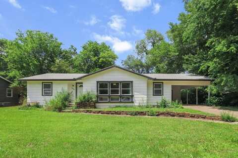 2300 W Holly ST, Fayetteville, AR 72703