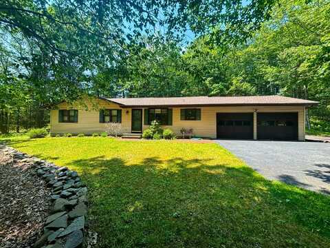 132 Winding Way, Saylorsburg, PA 18353