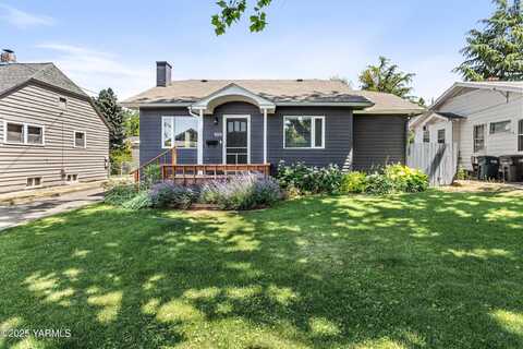 105 N 26th Ave, Yakima, WA 98902