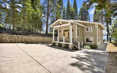 690 Peninsula Drive, Lake Almanor, CA 96137