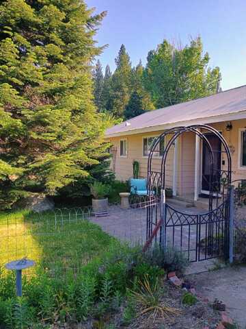 280 Pine Street, Clio, CA 96106
