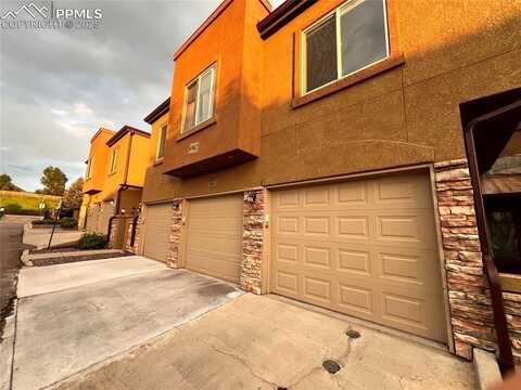 6967 Stetson Ranch Point, Colorado Springs, CO 80922