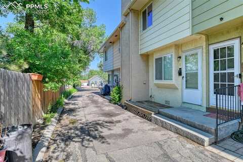 609 Bennett Avenue, Colorado Springs, CO 80909