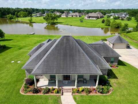183 Shore Crest Circle, Carriere, MS 39426