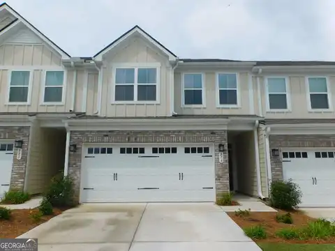 376 Salt Lake Ln., Hoschton, GA 30548