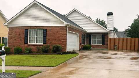 165 Woodgate Circle, Fayetteville, GA 30214