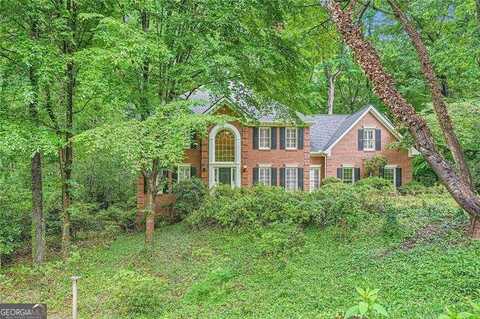 8470 Valemont Drive, Atlanta, GA 30350